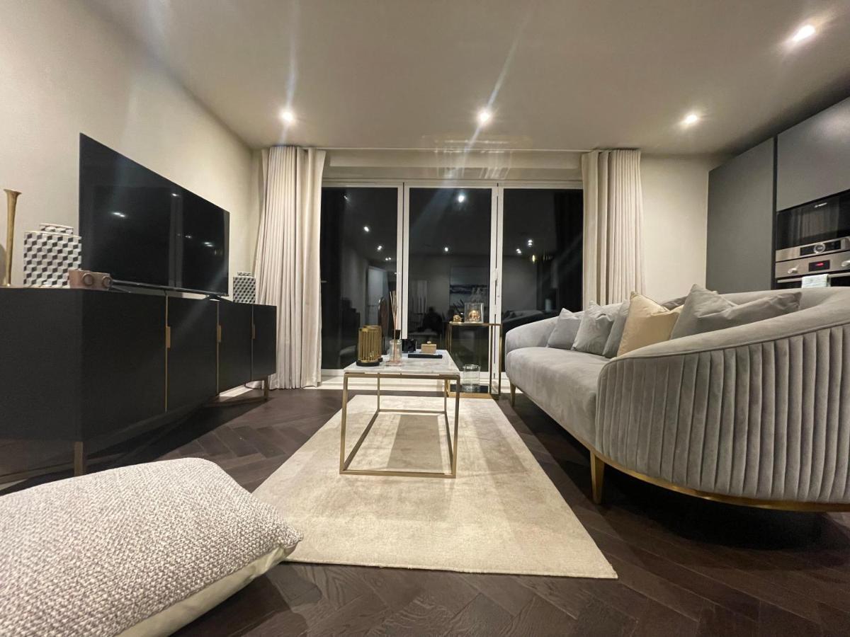 Sophisticated 1Br, 1 Ba Chigwell Designer Flat Chcl F2 Apartment Luaran gambar