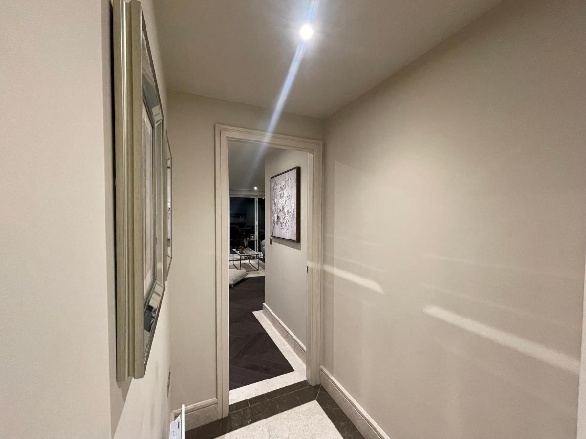 Sophisticated 1Br, 1 Ba Chigwell Designer Flat Chcl F2 Apartment Luaran gambar