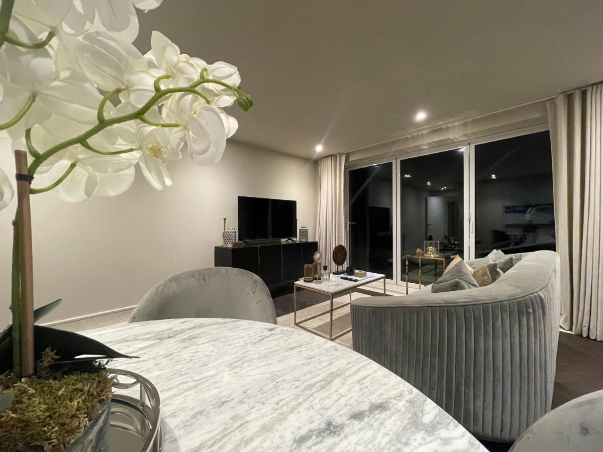 Sophisticated 1Br, 1 Ba Chigwell Designer Flat Chcl F2 Apartment Luaran gambar